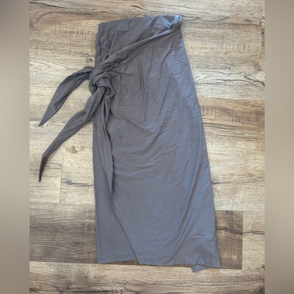 The Group by Babaton Burdekin skirt in modern taupe - Picture 6 of 6